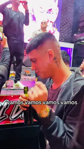 ya tenía q corear esa bulla csm 😅 #rosales #cercadodelima #fyp #breña #peru🇵🇪 #viral #cubanada #napola12 #timba #salsa #parati #salsadura #laentrega #cardano @CaballitoSaborDeLabana 🐴 ahi aun estaba fresco cómo la lechuga 😂