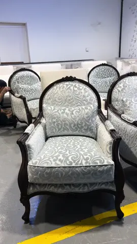 مفروشات اللمسة  تفصيل جميع أنواع الأثاث الخشبي والكنب والمجالس والستائر والديكورات ، صالة عرض فاخرة لتشكيلة واسعة من احدث الموديلات ، تفضلوا بزيارتنا الآن . جدة - سوق الشاطئ - معرض اللمسة  للاستفسار  0561400600 #كنب #كنبات #مجالس #مجالس_نساء #مجالس_عربية #مجالس_رجال #ستائر #ستايل #اثاث #طاولات #طاولات_خشب #طاولات_ضيافة #منجرة #قصور #صالون #design #furniture #sofa #salon 