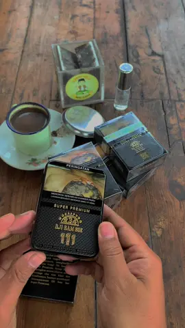 Alhamdulillah ojo lali bersyukur #ojolalibersyukur #yasirparfum #tokoparfum #pejuangkeluarga  #storysecangkirkopi #ngopi  #djisamsoe #djisamsoepremium #djisamsoereffil234 #djisamsoereffil #djisamsoe111 