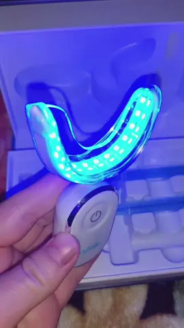 Una de las mejores inversiones para tus dientes, aprovecha el envío gratis😉#tiktok #fyp #paratipage #dientesblancos #blanqueadordedientes 