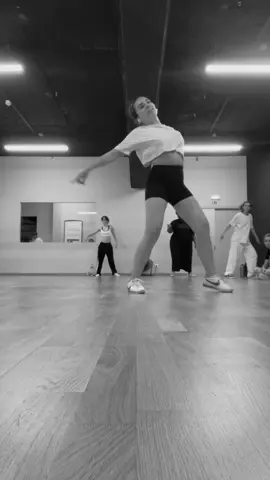 'Til the world ends 🦄 choreo: Joana Lopes #dance #hiphop #streetjazz #jazz #britneyspears #choreography 