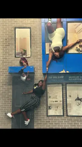 Mind-bending fun with the fam at the Museum of Illusions! 🤯✨ Our eyes played tricks on us, but the laughter was real. A day of wonder and amazement! ⁣ ⁣⁣ ⁣#FamilyFunDay #MuseumOfIllusions #UnforgettableMemories #AtlanticStation #Atlanta 