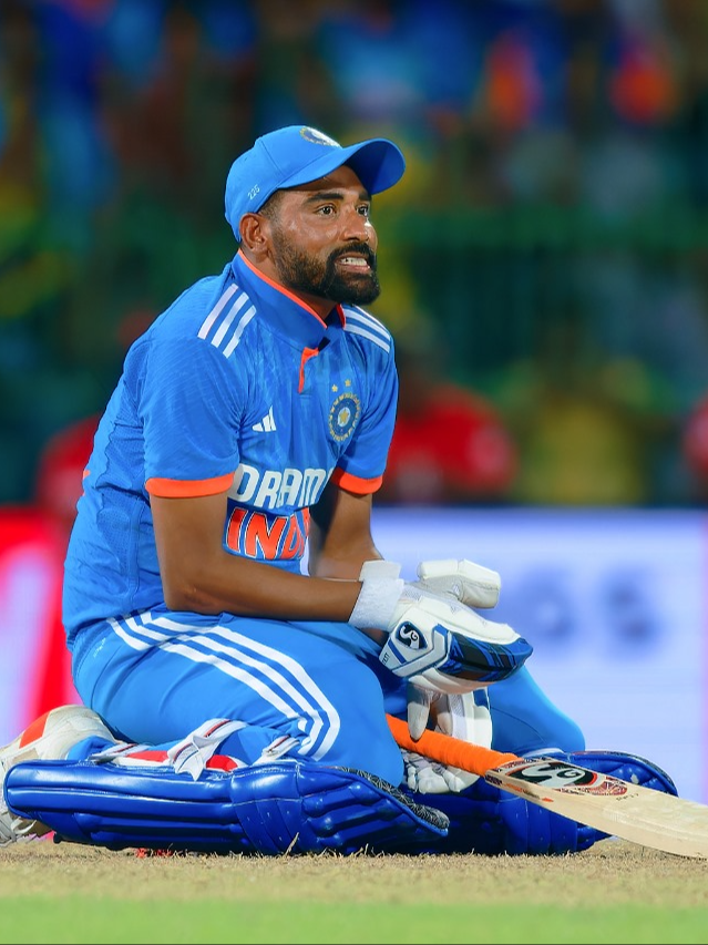 Incredible three-wicket haul for the captain!🔥🔥🔥 #SLvIND #srilankacricket #indiancricket #icc #charithasalanka #sirajwicket  #