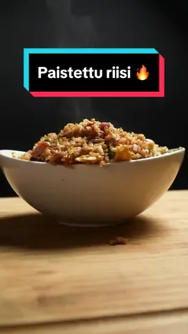 Paistettu riisi valmistuu helposti Blackstonen ParilaGrillillä 🔥#blackstone #parilagrilli #blackstonegriddle #fyp #foryoupage #foryou #Ruoanlaitto #Resepti #grillaus #Recipe #cooking #reseptiktok #paistetturiisi #friedrice 