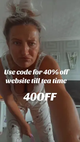 #rdextremetanners #sunbed #tannedaf® #Meme #MemeCut #relatable #summerglowup #clearpayday #sunbedcreamhack #clearpayday #sunbedcreamhack #happycustomersmakeushappy #tanlines #capcut #tannedaf®? #naselspray 
