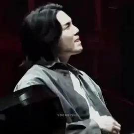 let me help you do that 🌚🗿🗿 #yoongi #suga #bts #fyp 