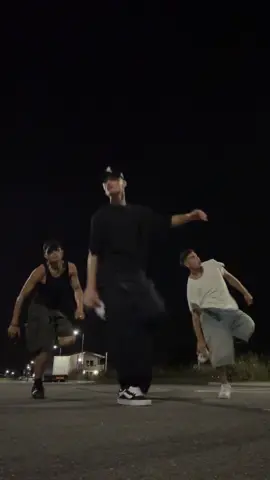 @ilverobellofigo volevo un audio italiano 🐐😂 #perte #trio #fyp #dance #foryou #bellofigo 