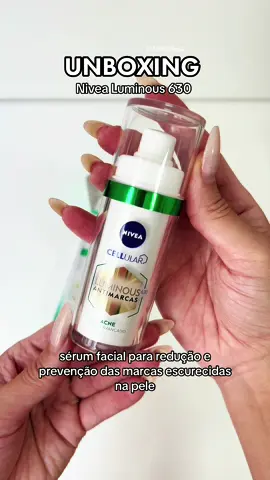 #Unboxing Nivea luminous 630 - sérum facial para redução e prevenção das marcas escurecidas na pele provenientes de acne 😉 . #karolcasttilho #nivea #niveabrasil #luminous #serumfacial #cuidadoscomapele 