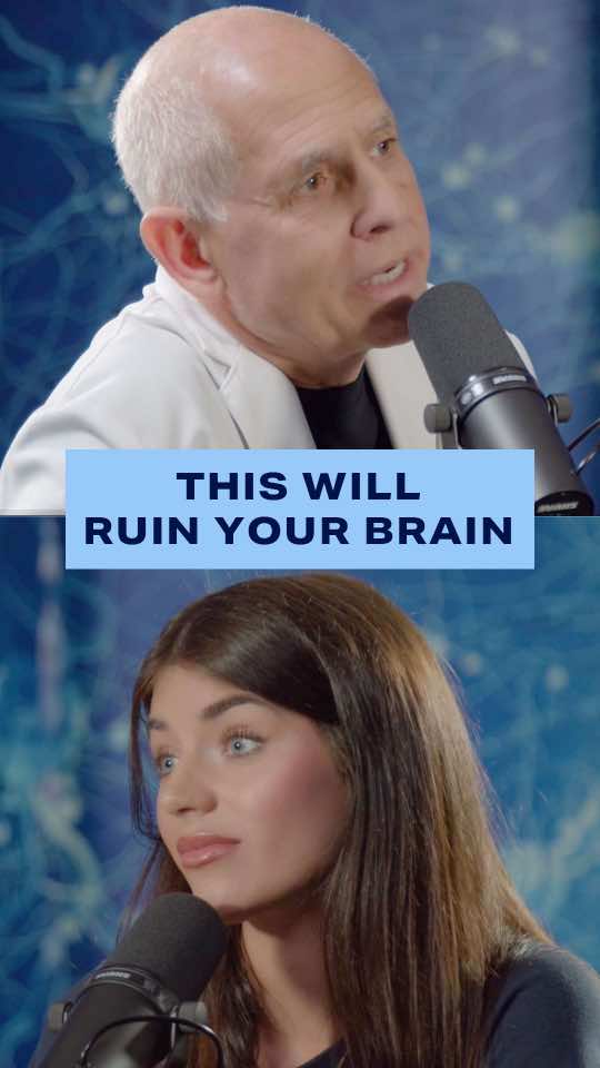 Have you ever wondered what social media is doing to you? Dr. Amen breaks down why it can be dangerous and damaging to our brain and tells us how to overcome this addiction in our latest episode. Make sure you check out the full episode with the link in our bio!