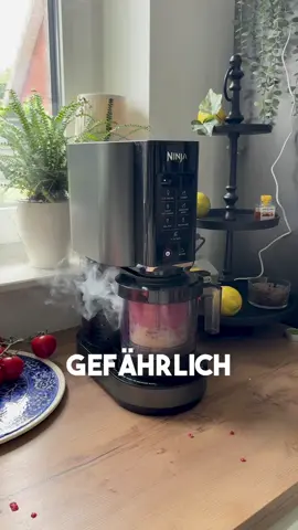 Ninja Creami besitzer aufgepasst⛔️🍦 Link dazu ist hier: https://amzlink.to/az0Jzk3NwZj5K oder direkt auf meinem profil✅🔗 Das ding ist der Hammer und ich liebe die mashiene aber steckt sie bitte immer aus🔌 #ninjacreami #ninjacreamirecipe #ninjacreamirecipes #ninja #ninjacreamiproteinicecream #ninjacreamibreeze #ninjacreamifail #ninjacreamifire #creamie_🍦 #ninjacreamifeuer #ninjacreamitips #ninjacreamirezept 