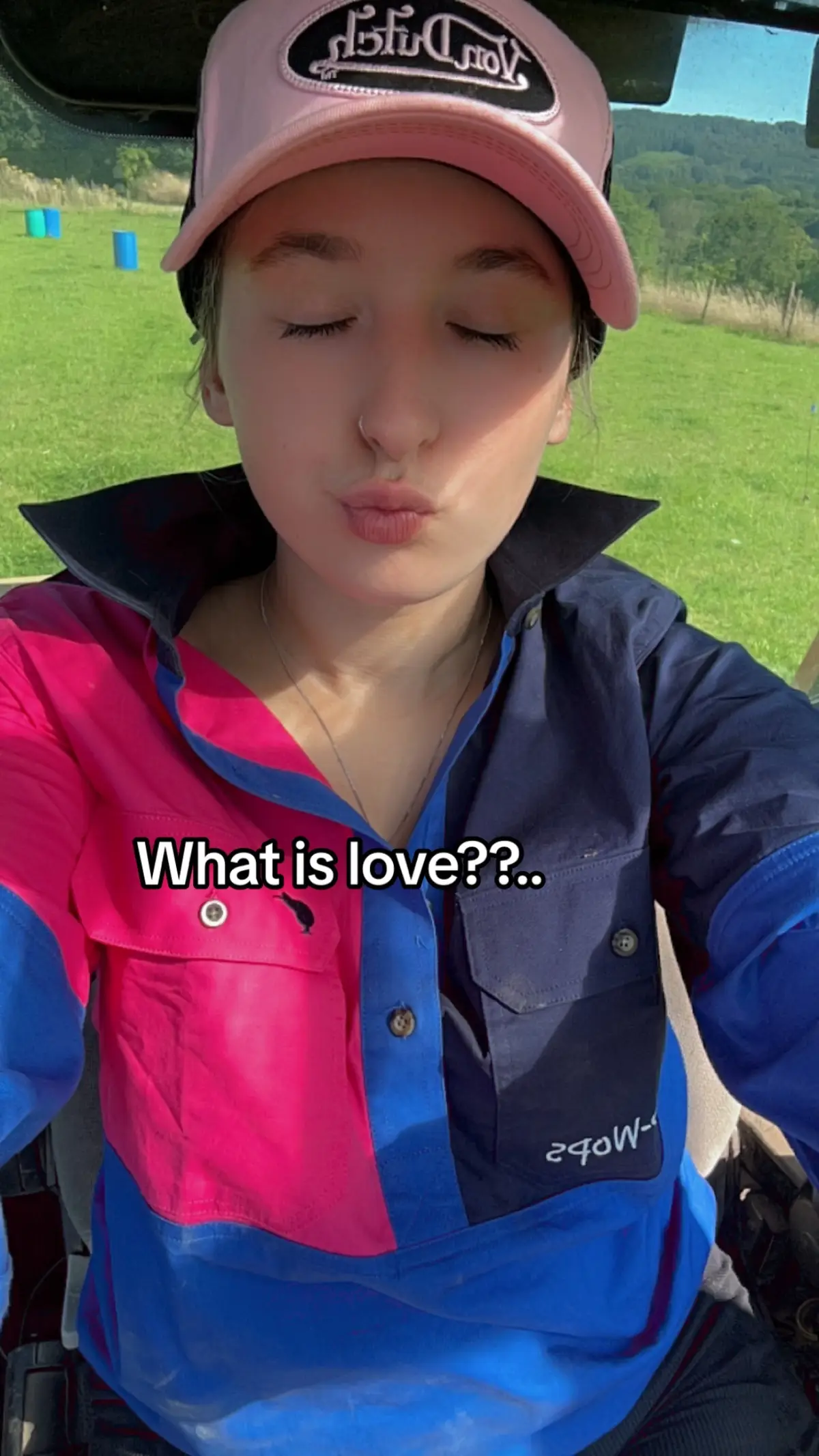 #agrispec🤠 #agricultura🚜🌱 #cometoworkwithme #cattlefarm #cows #calving #babymoos #calf 