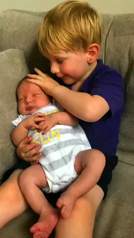 Functional and cozy designs for a seamless nursing experience, enhancing the ease of your nursing moments.@momcozyshop#momcozy#everydaybra#bra#momcozybra#momcozylife@comfelie_us#comfelie#comfelielife#momlife#newmom#breastfeeding#nursingbra#seamlessbra#pregnant#firsttimemom#pregnantlife#postpartum#pregnantmama#momcozybrass#uk#fr#sa#de#momcozybraod 