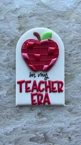 Happy back to school season! #sweetandsavorykaty #sweetandsavorykaty24 #decoratedsugarcookies #bakersoftiktok #cookies #tiktokfood #royalicing #royalicingcookies #decoratedcookies #cookiedecorating #cookiesoftiktok #cookietutorial #tutorial #howto #baking #dessert #art #satisfying #oddlysatisfying #relaxing   #creatorsearchinsights 