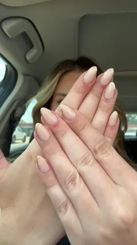 💅🏼  #nailinspo #nails💅 #almondnails 