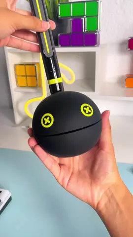 The Otamatone Monster Deluxe has arrived!!! Here’s a look at the new design. #HameeUS #Otamatone #OtamatoneDeluxe