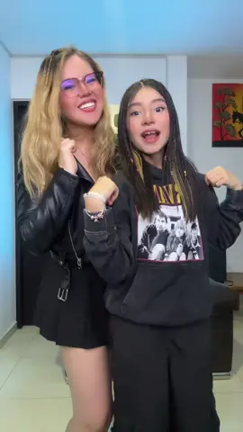 SASA 🔥 @Renata Puente  #rayitos⚡ #renitos💗 #tiktokponmeparati #tiktok #parati #viral #paratii 