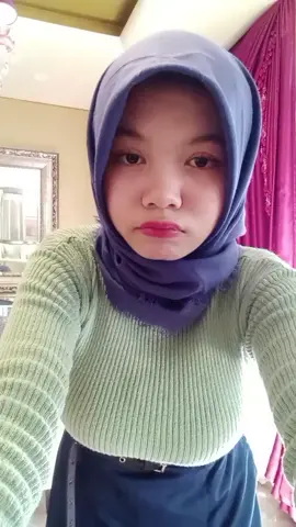 Cuma spek botol Yakult #fyp #jilbabgede #xyzbca #jandadibawahumur 