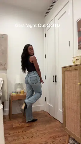 Skims bodysuit 🤝🏾Custom Levis combo @SKIMS @miista @shopaligrace #grwm #summeroutfits #grwmroutine #outfitinspiration #outfitinspo #outfit 