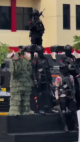 Rasa sakit itu sementara, keren itu selamanya BRIGADE #fypシ゚viral #polisiindonesia🇮🇩 #brimob #brimobuntukindonesia #brimobuntukindonesia🇲🇨 #brimob #nusantarahouse 