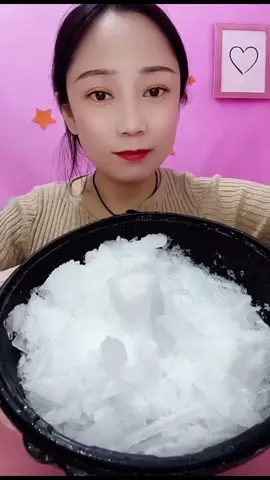 thin crunchy white ice eating . #1heartice #2heartice #icelover #ice #iceeating #iceeatingasmr #iceeatingvideos #iceeatingsound #fyp #asmr #viral #whiteice #whiteiceeating #freezerfrost #freezerfrostasmr #freezerfrosteating #crunchyice #crunchyiceasmr #crunchyiceeating #thinice 