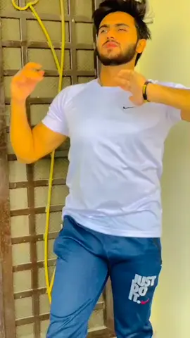 Handsome 💞🤩 #handsomeboy #fyp #foryou #foryoupage 