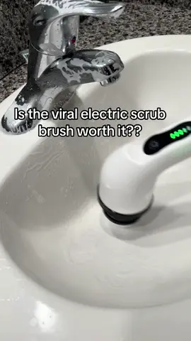 A must have for the bathroom! #cleaninghacks #cleaning #cleaningmotivation #bathroomcleaning #cleaningtiktok #fypシ゚viral #viraltiktok #electricspinscrubber 