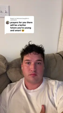 Replying to @faliciamclaughlin real estate, social media, psych student, musician, what can’t he do? 🤯 #sike #broke #realtor 