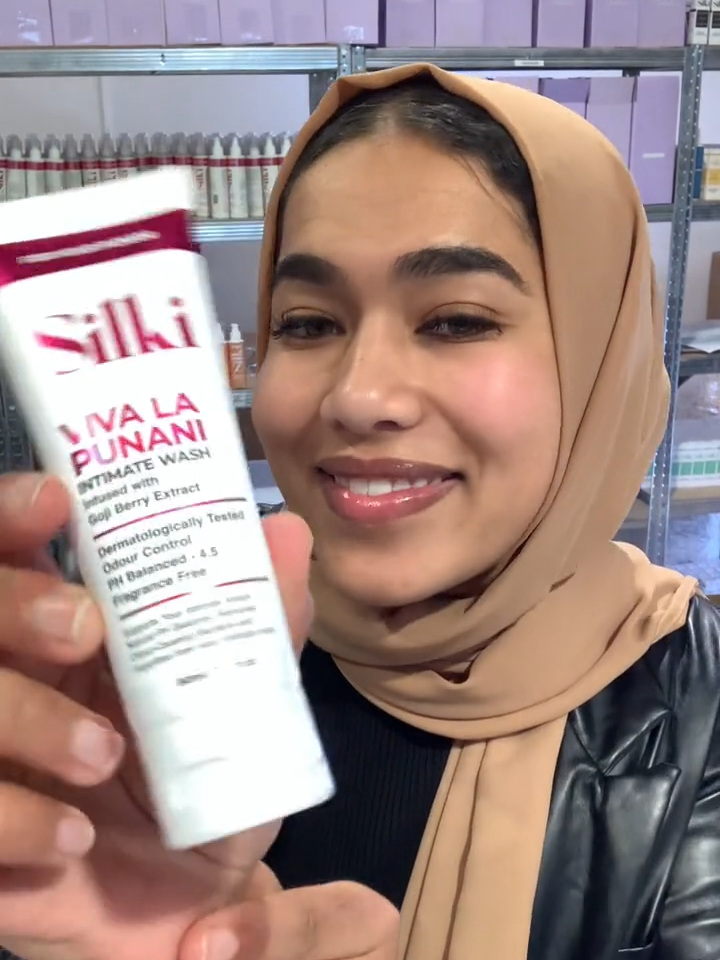 Hi Mikhila Marsh! If you seeing this all the way from The Netherlands we'd like to say thank you for placing an order with us 💜✨ #silkiskincare #silki #skincarethatcares #packanorder #onlineshopping #internationalorder