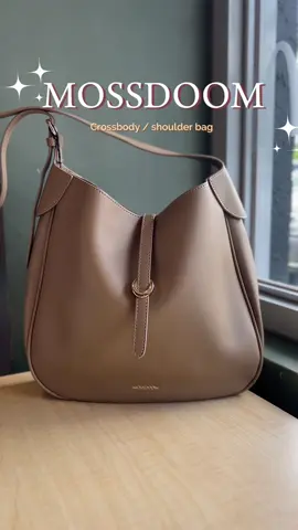 Found another everyday bag!  Pwede siyang crossbody bag or shoulder bag😍  -Large Capacity Crossbody bag/ shoulder bag office bag college bag #fyp #mossdoombag #mossdoom #totebag #collegebag #officebag #shoulderbag #tiktokfindsph #zyxcba 