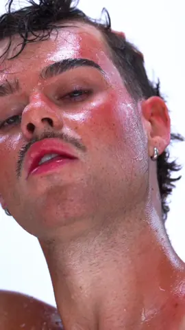 to a crisp 🌶️  #heatstrokemakeup  #makeuptutorial #makeuptrends #makeupideas