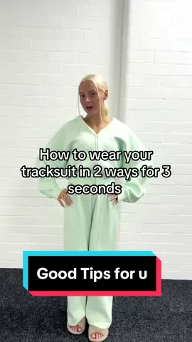 A little change can make ur outfit more stylish🤩#relarela #TikTokMadeMeBuyIt #fyp #fypシ #musthaves #tracksuit #outfits #outfitsinspo #tips #fashion #tutorial #fashiontips #fresh #inspooutfit #inspo #styletips 