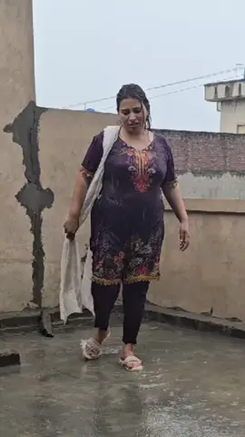 ye jo teri paylo ki chan chan hai#indiansong #bollywoodsong #barishsong #viraulvideo #foryou #ashusweetyvlog 