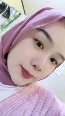 #manispedesngegigit 😂