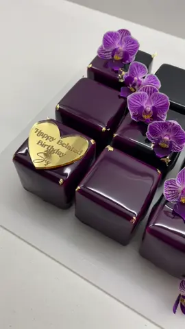 Crepe Cake Cubes #crepecake #birthdaycake #mirrorglaze 