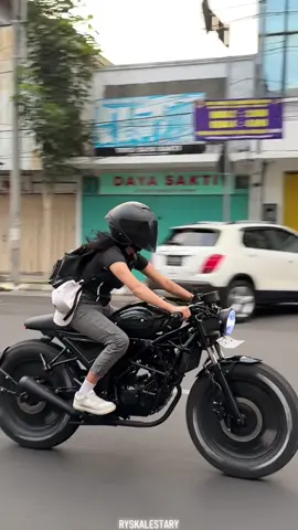the best outfit is confident😎 #deadpool song #motorcustom #caferacercb150r 