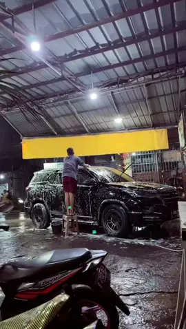wajib mandi malam🥰🔥#menyalaabangkuh🔥 #fypシ #fortunerhitam #pesonacumidarat #fyppppppppppppppppppp #2gd #cumicumidarat #kejarmimpi 