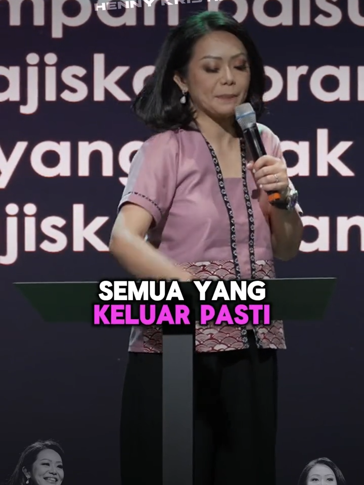 Yang menajiskan orang bukan makanan yang masuk ke dalam tubuh, tapi apa yang ada di dalam hatinya.  Matius 15:19-20 19 Karena dari hati timbul segala pikiran jahat, pembunuhan, perzinahan, percabulan, pencurian, sumpah palsu dan hujat.  20 Itulah yang menajiskan orang. Tetapi makan dengan tangan yang tidak dibasuh tidak menajiskan orang.