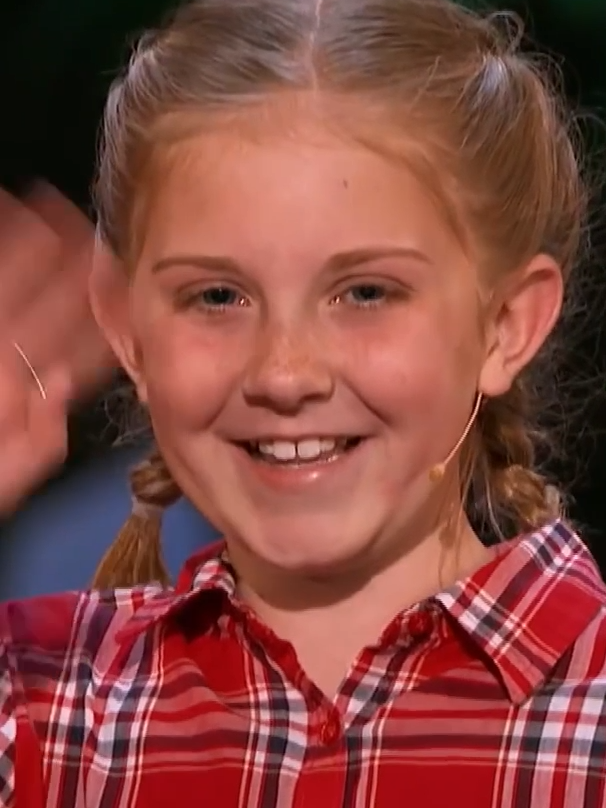 11 Year Old Lily Wilker Performs Uncanny Animal Noises on America's Got Talent! #AGT #americasgottalent