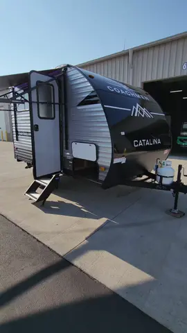 25 Catalina 134BHX at Couchs RV Nation #camping #camper #rv #rvlife #rvlifestyle #rvliving #glamper #glamping #tinyhouse #tinyhome 
