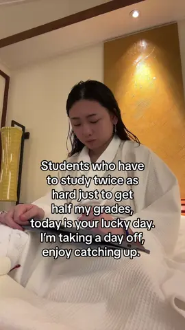 [TOXIC MOTIVATION] i have to study over summer to catch up, this is ONLY FOR TOXIC MOTIVATION PURPOSES. enjoy your summer 😉 #study #studytok #studyhacks #studytips #studytechniques #studymotivation #motivation #pcfgstudy 