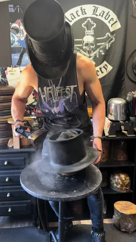 Custom Top hat with open mouth skull. Unique and exclusive design by Blade-Hats #handmade #hatmaker #bladehats #heavymetal #inspiration 