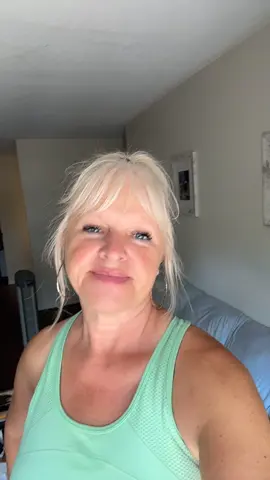 Never give up hope 😊. Everyday is a new day and one day closer to that ONE person ❤️  #horsegirls  #singleover50  #lookingformrright  #alberta  #sweepmeoffmyfeet  #beachlover  #livemylifetothefullest😊  #singlemom  #letsdothis  #