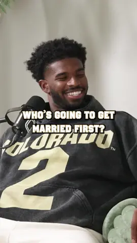 Will Shedeur or Shilo get married first? Lolllll y’all watched episode 2 yet?!!! Link in my bio 🤝 @2 Legendary Pod #shedeursanders #shilosanders #podcast #brother 