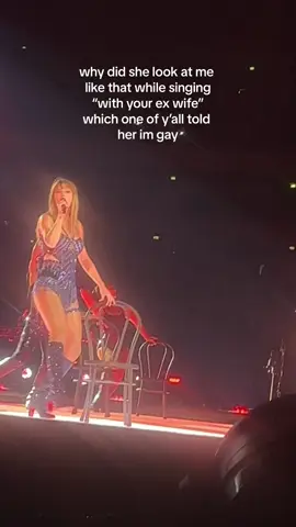 screaming crying throwing up #taylorswift #swifttok #erastour #midnights #gay #wlw #fypシ 