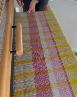 Making blankets! By @Samantha_gerhmann https://revolutionfibers.com/collections/floor-looms #handmade #handwoven #weaving #loomweaving #dobbyloom #yarn #yarnie #thingsimake #weavingpattern #weavingyarn #weaversofinstagram #handweaving #handwovenblanket #woolblanket