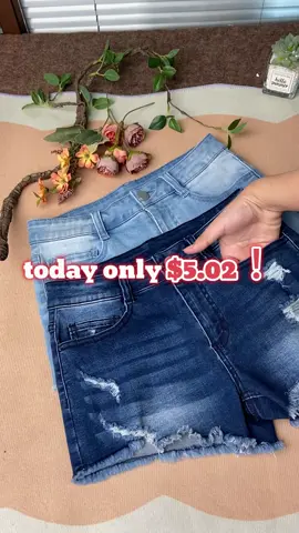 Today’s hoodies 😉#jeans #denim #tiktokshopbacktoschool #tiktokmademebuyit #summerootd #spotlight #dealsforyoudays #womensfashion 