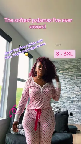 #backtoschooltiktok #pajamas #longpajamas #comfypajamas #heartpajamas 