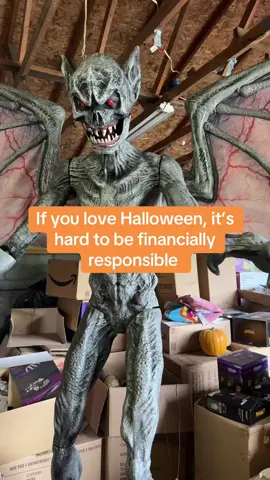 If you know, you know 👻🎃😂 #halloween #halloweendecor #halloweenshopping #spookyseason #halloween2024 #halloweenishere #spookytok #halloweenanimatronics #fyp #foryou #halloweenathome #trending #spookyscaryskeletons #addiction #summerween 