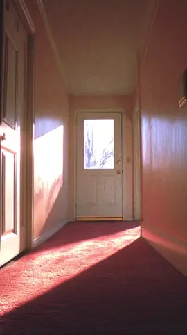 #90s #80s #90svintage #80svintage #90snostalgia #80snostalgia #1990s #1980s #vintageaesthetic #1990saesthetic #1980saesthetic #retro #retroaesthetic #cozy #relaxing #nostalgic  #nostalgia #nostalgiacore #liminalspace 