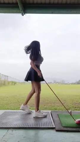 #CapCut #golf #drivinggolf #ladiesgolf 